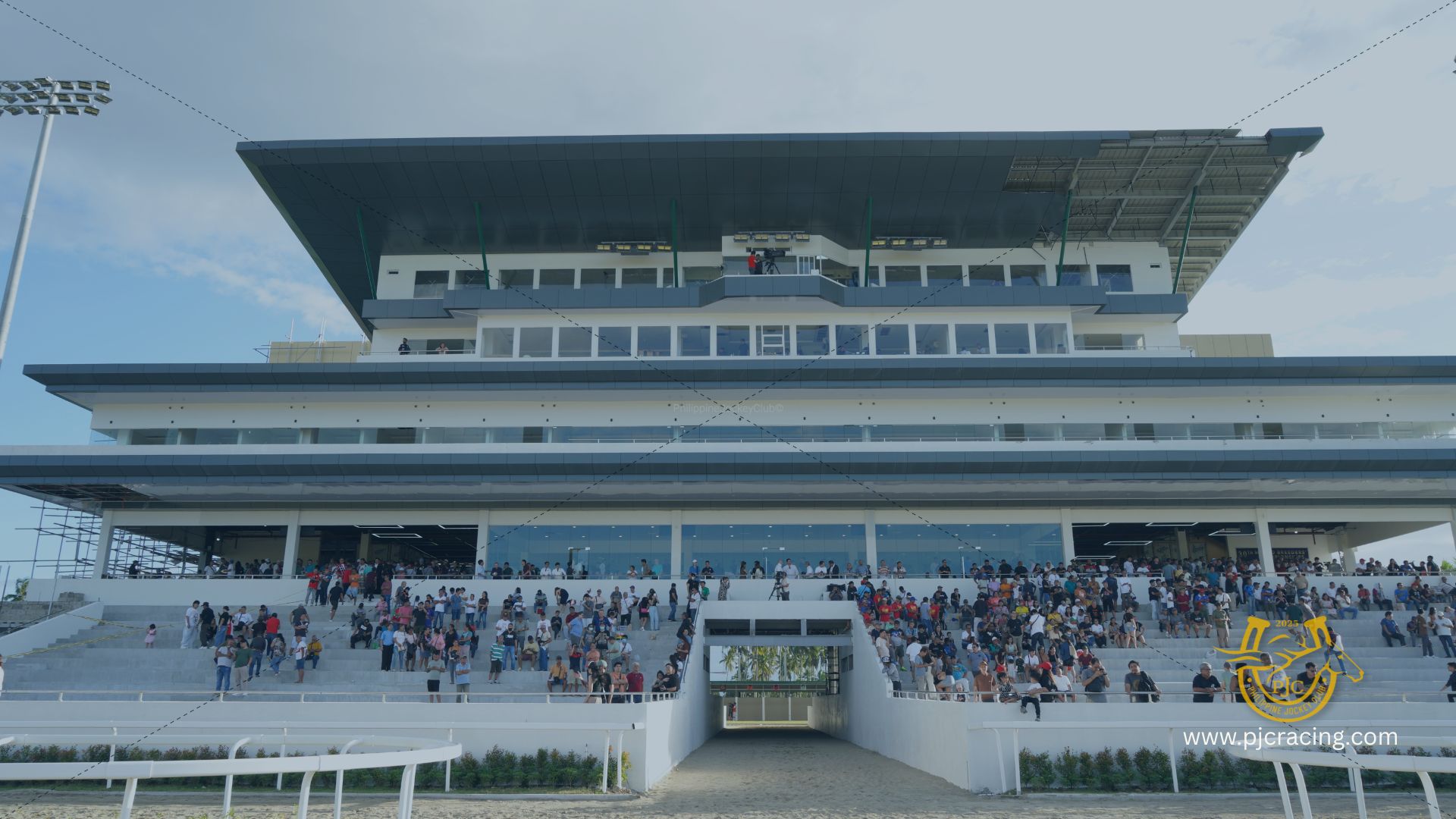 Efren Reyes “Bong” Lopez – Living the Dream